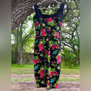 Pinup style wiggle dress from unique vintage brand  SM 🌺